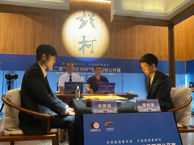 図1：決勝戦の対局の様子。