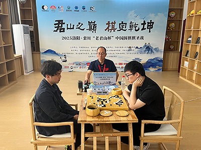 図2：準決勝戦、挑戦者決定戦は新疆ウシュのナショナルチーム合宿期間中に行われた。