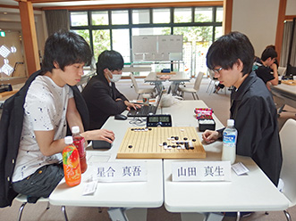 星合真吾さん(早稲田大学：左)と山田真生さん(東京理科大学：右)